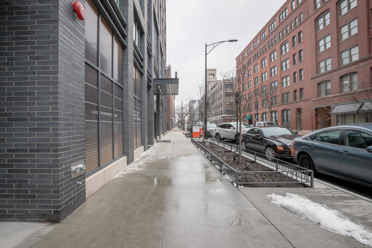 W Loop Studio W Pool Gym Nr Restaurant Row Chi-283 Chicago Luaran gambar