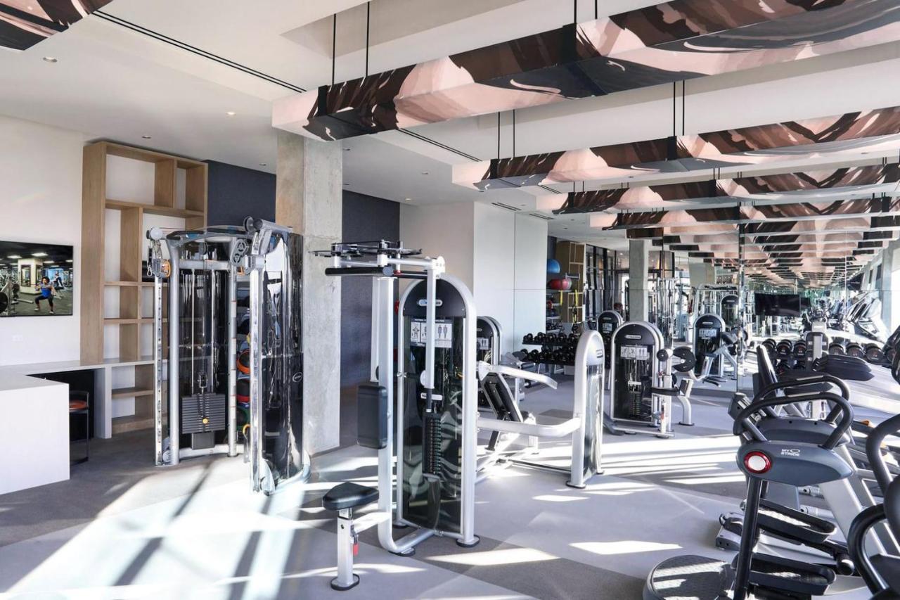W Loop Studio W Pool Gym Nr Restaurant Row Chi-283 Chicago Luaran gambar